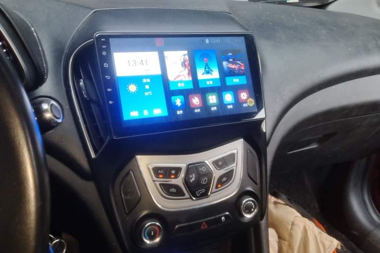 Used Chery Arrizo 5 2016 1.5L CVT Trendsetting Edition Audio And AC Panel