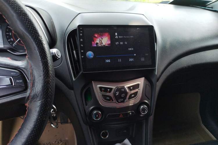 Used Chery Arrizo 5 2016 1.5L CVT Trendsetting Edition Audio And AC Panel
