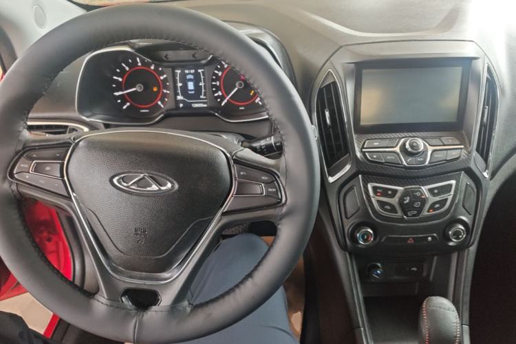 Used Chery Arrizo 5 2016 1.5L CVT Lingrui Edition Center Console