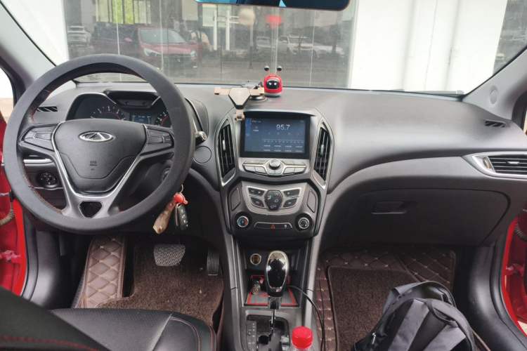 Used Chery Arrizo 5 2016 1.5L CVT Lingrui Edition Center Console