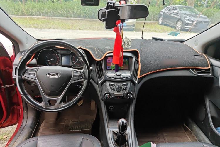 Used Chery Arrizo 5 2016 1.5L Manual Lingchao Edition Center Console
