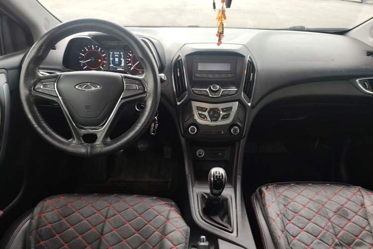 Used Chery Arrizo 5 2016 1.5L Manual Lingchao Edition Center Console