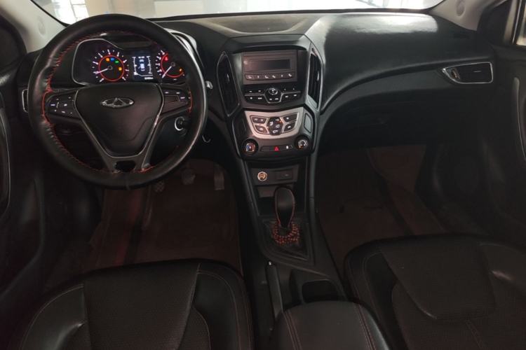 Used Chery Arrizo 5 2016 1.5L Manual Lingchao Edition Center Console