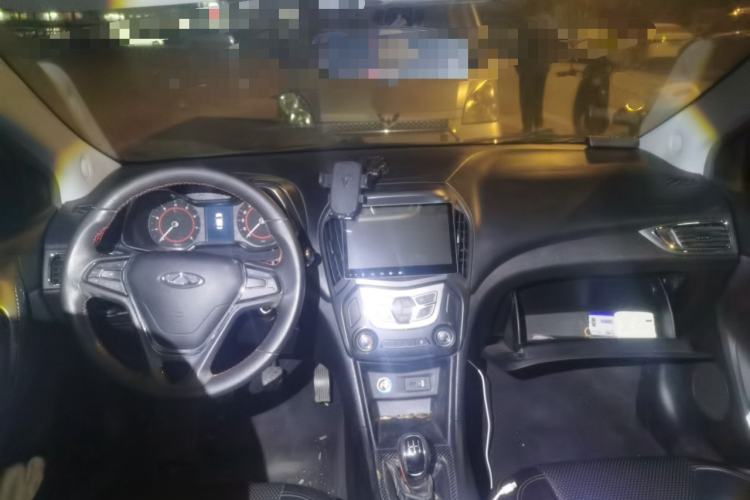 Used Chery Arrizo 5 2016 1.5L Manual Lingchao Edition Center Console