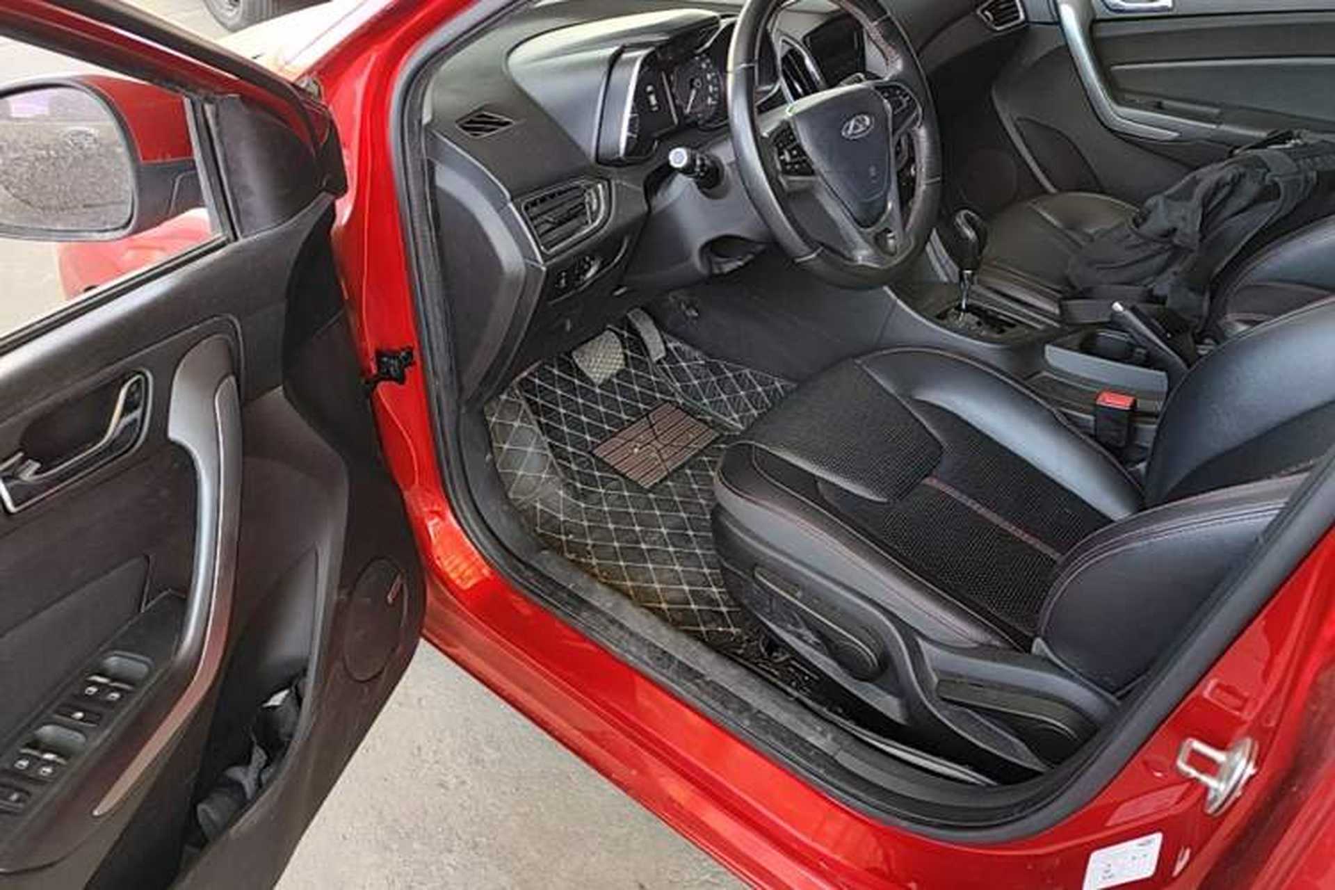 Used Chery Arrizo 5 2016 1.5L CVT Trendsetting Edition Driver Seat