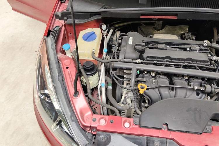 Used Chery Arrizo 5 2016 1.5L CVT Lingrui Edition Engine Bay Right