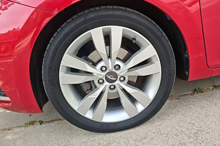 Used Chery Arrizo 5 2016 1.5L CVT Trendsetting Edition Exterior 4