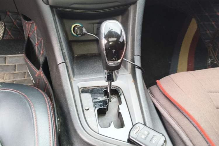 Used Chery Arrizo 5 2016 1.5L CVT Luxury Edition Gear Lever