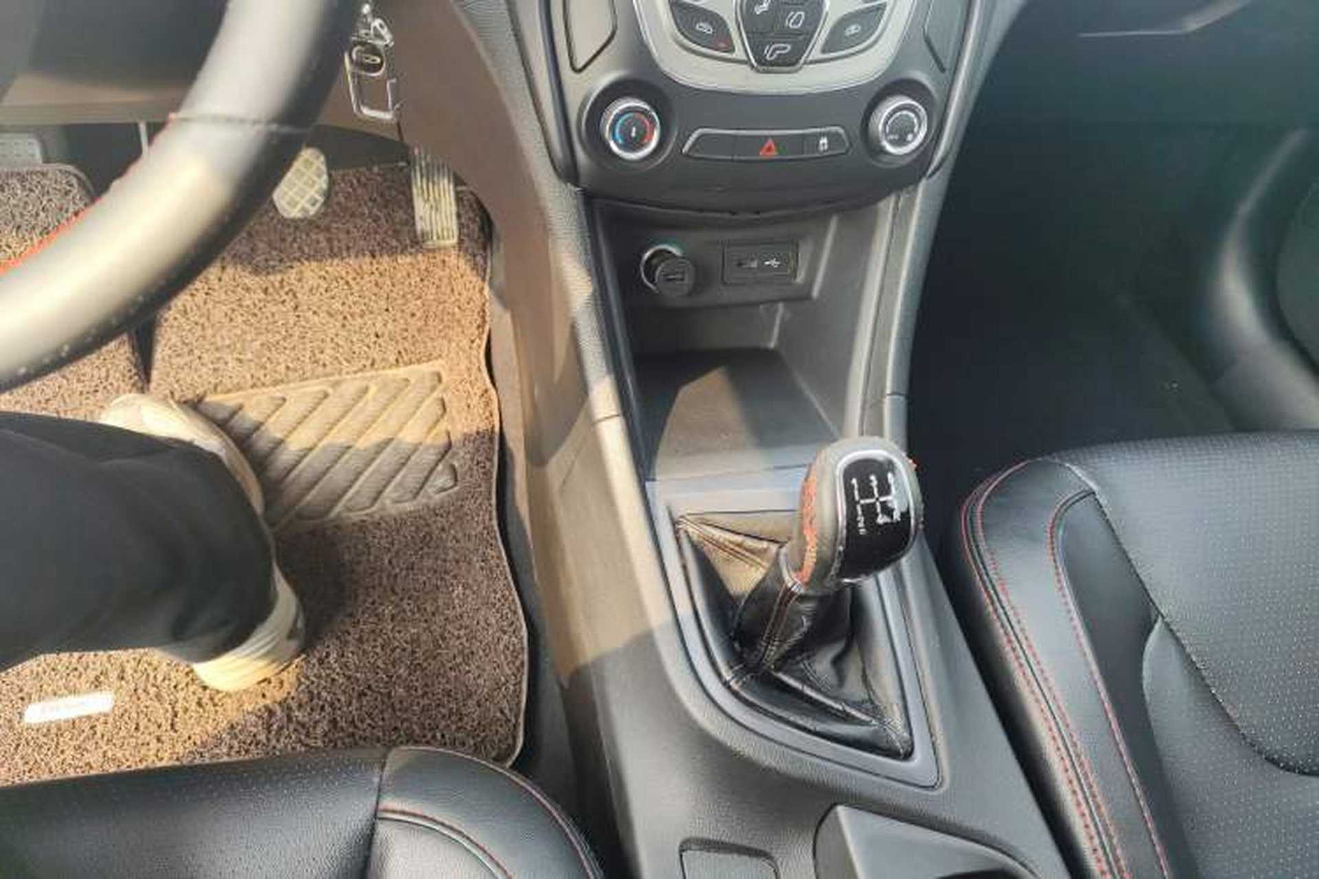 Used Chery Arrizo 5 2016 1.5L Manual Lingchao Edition Gear Lever