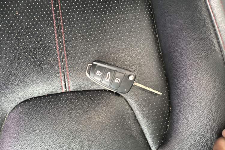 Used Chery Arrizo 5 2016 1.5L Manual Lingrui Edition Interior 1