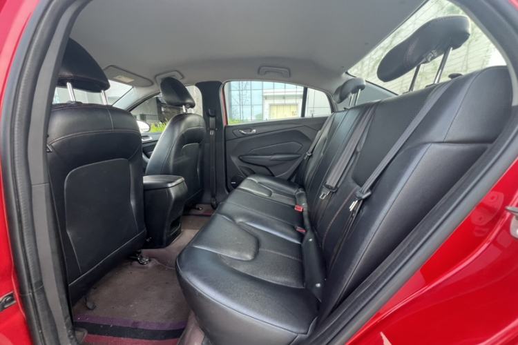 Used Chery Arrizo 5 2016 1.5L Manual Lingchao Edition Interior 1