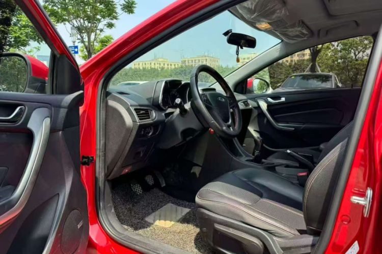 Used Chery Arrizo 5 2016 1.5L Manual Lingrui Edition Interior 2