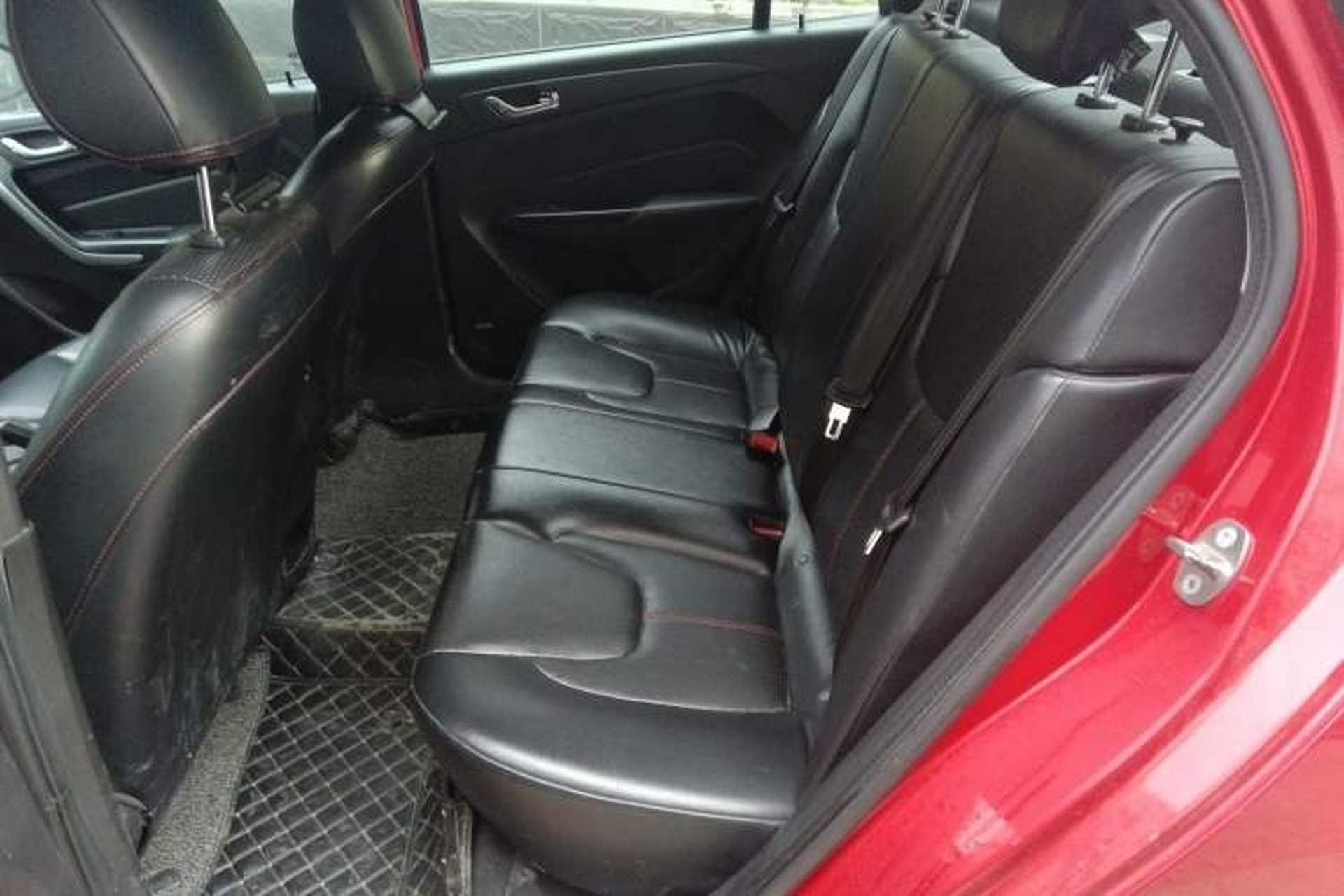 Used Chery Arrizo 5 2016 1.5L CVT Lingrui Edition Interior 4