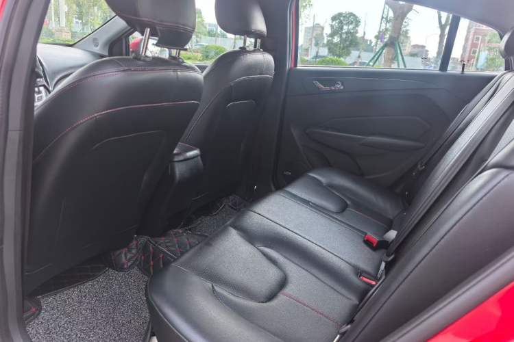 Used Chery Arrizo 5 2016 1.5L CVT Trendsetting Edition Interior 6
