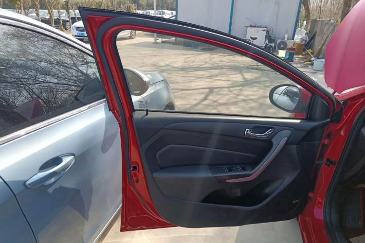 Used Chery Arrizo 5 2016 1.5L CVT Trendsetting Edition Left Front Door Interior