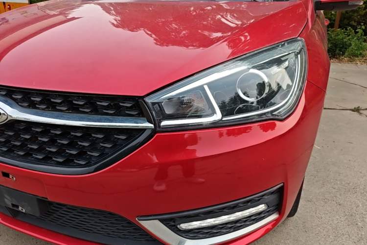 Used Chery Arrizo 5 2016 1.5L CVT Trendsetting Edition Left Front Headlight