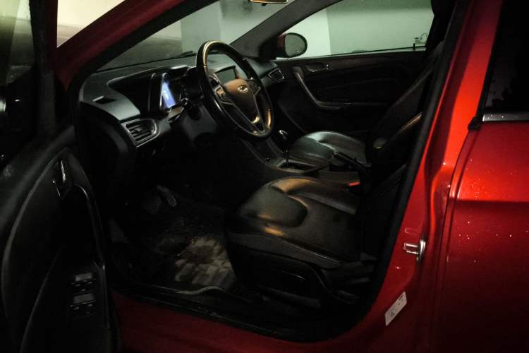 Used Chery Arrizo 5 2016 1.5L CVT Luxury Edition Left Front Seat