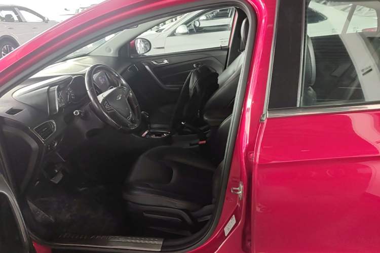 Used Chery Arrizo 5 2016 1.5L CVT Trendsetting Edition Left Front Seat