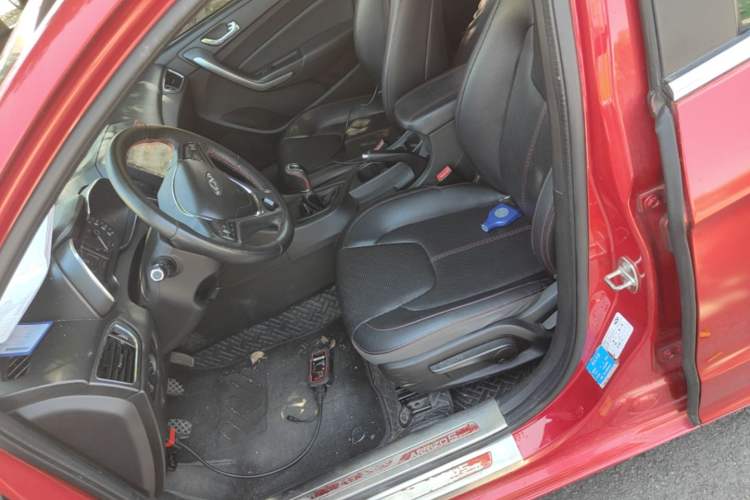 Used Chery Arrizo 5 2016 1.5L Manual Lingchao Edition Left Front Seat