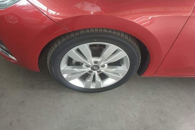 Used Chery Arrizo 5 2016 1.5L CVT Trendsetting Edition Left Front Wheel Hub