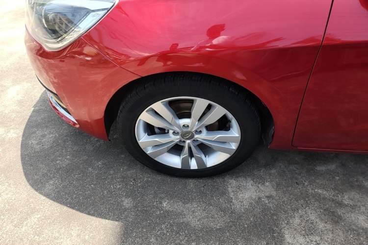 Used Chery Arrizo 5 2016 1.5L Manual Lingrui Edition Left Front Wheel Hub