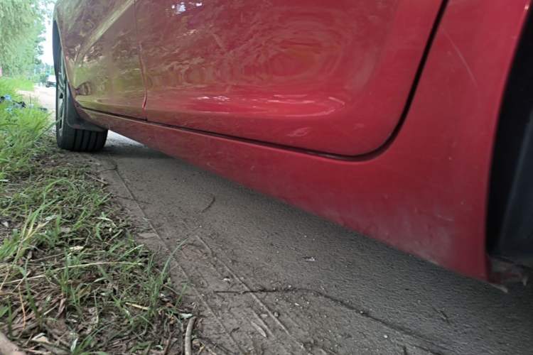 Used Chery Arrizo 5 2016 1.5L Manual Lingrui Edition Left Side Sill
