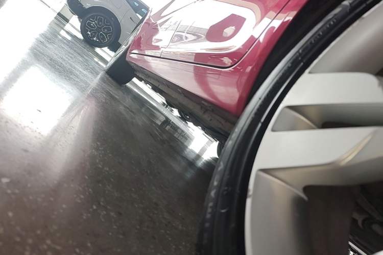 Used Chery Arrizo 5 2016 1.5L CVT Trendsetting Edition Left Side Sill