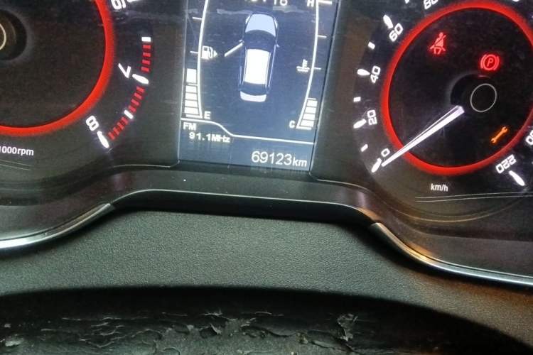 Used Chery Arrizo 5 2016 1.5L Manual Lingrui Edition Odometer Close Up
