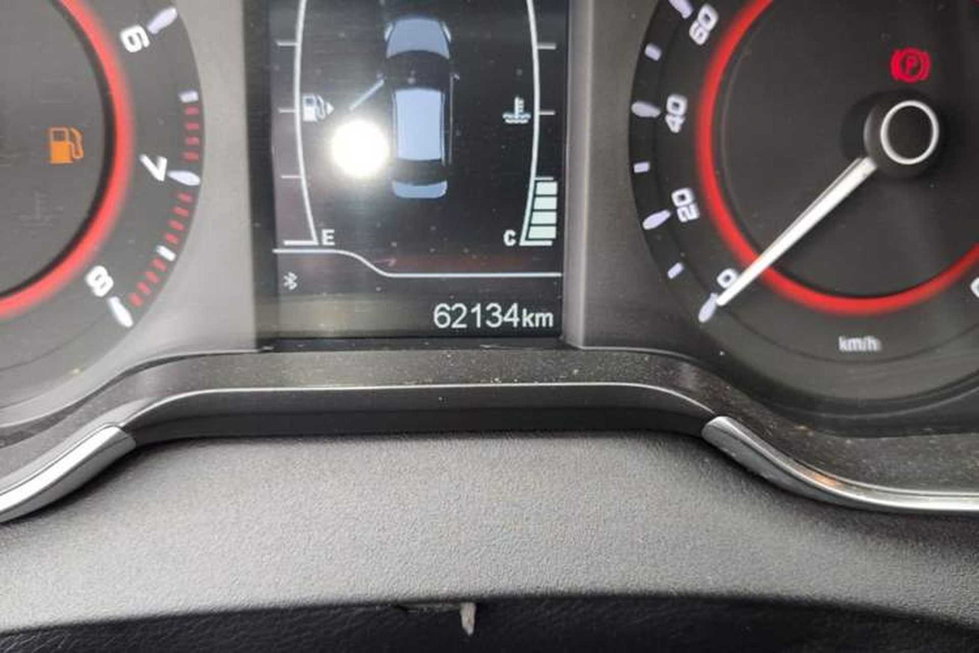 Used Chery Arrizo 5 2016 1.5L Manual Lingrui Edition Odometer Close Up