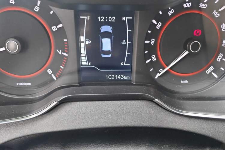 Used Chery Arrizo 5 2016 1.5L Manual Lingchao Edition Odometer Close Up