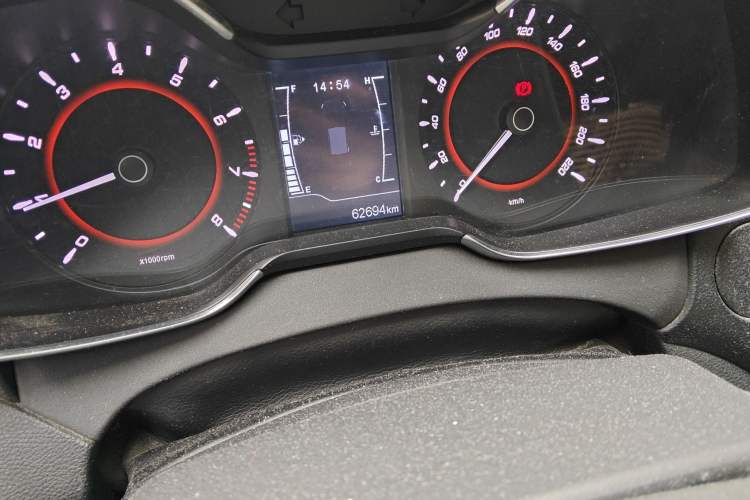 Used Chery Arrizo 5 2016 1.5L Manual Lingchao Edition Odometer Close Up