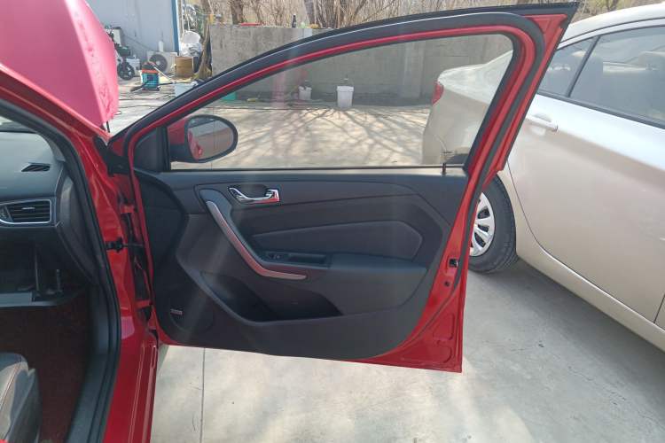 Used Chery Arrizo 5 2016 1.5L CVT Trendsetting Edition Right Front Door Interior