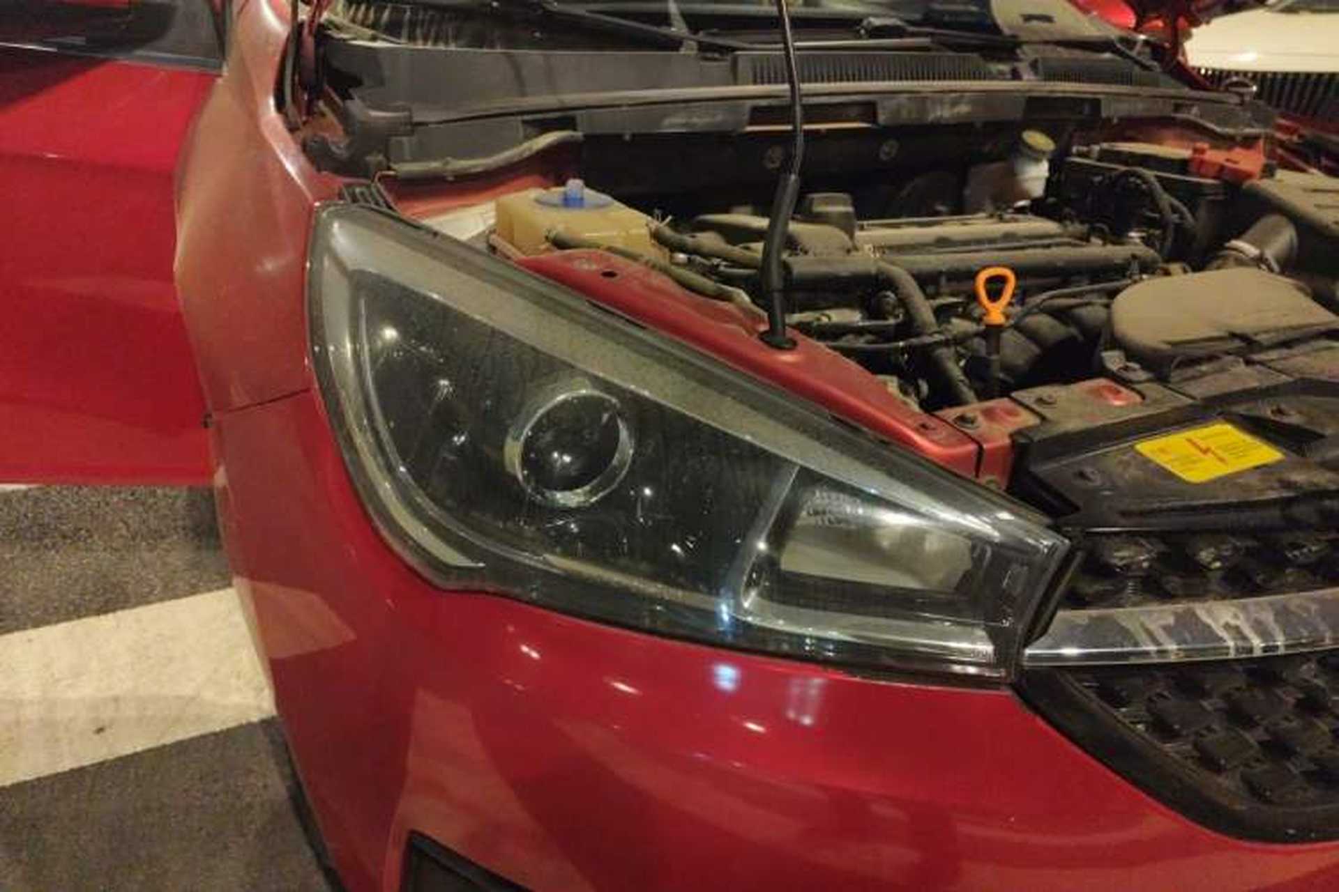 Used Chery Arrizo 5 2016 1.5L CVT Trendsetting Edition Right Front Headlight