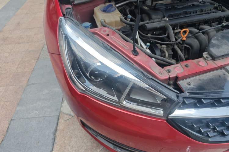 Used Chery Arrizo 5 2016 1.5L CVT Lingrui Edition Right Front Headlight