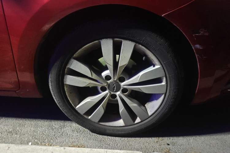 Used Chery Arrizo 5 2016 1.5L Manual Lingchao Edition Right Front Wheel Hub