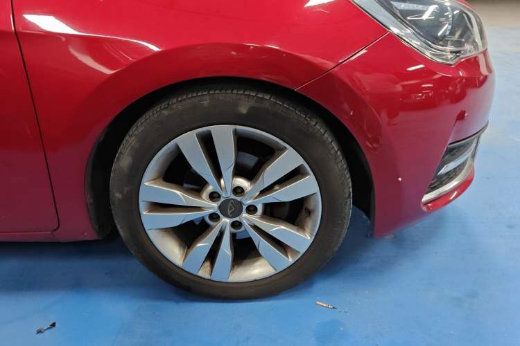 Used Chery Arrizo 5 2016 1.5L CVT Lingrui Edition Right Front Wheel Hub