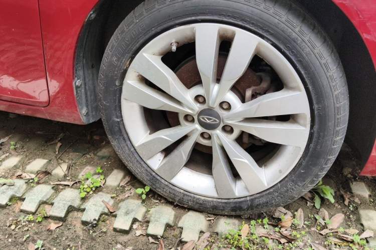Used Chery Arrizo 5 2016 1.5L Manual Lingchao Edition Right Front Wheel Hub