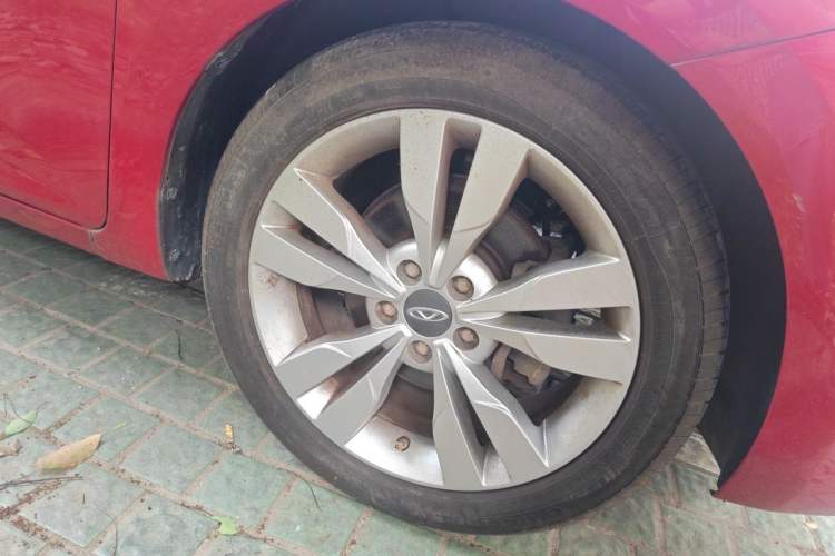 Used Chery Arrizo 5 2016 1.5L CVT Lingrui Edition Right Front Wheel Hub