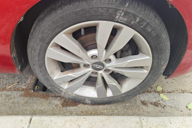 Used Chery Arrizo 5 2016 1.5L Manual Lingchao Edition Right Front Wheel Hub