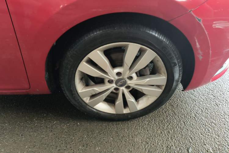 Used Chery Arrizo 5 2016 1.5L Manual Lingchao Edition Right Front Wheel Hub