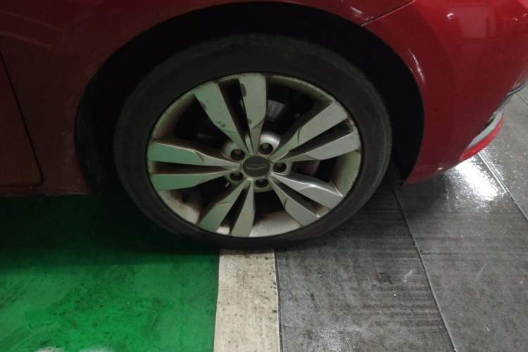 Used Chery Arrizo 5 2016 1.5L Manual Lingchao Edition Right Front Wheel Hub