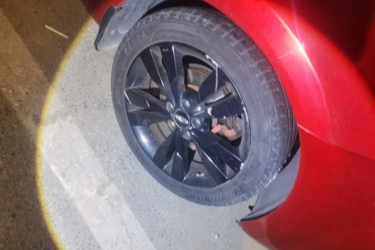 Used Chery Arrizo 5 2016 1.5L Manual Lingchao Edition Right Front Wheel Hub