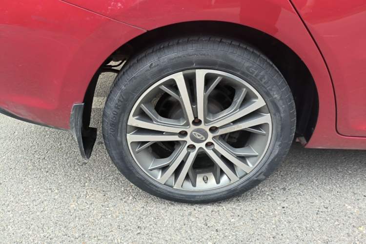 Used Chery Arrizo 5 2016 1.5L Manual Lingrui Edition Right Rear Wheel Hub