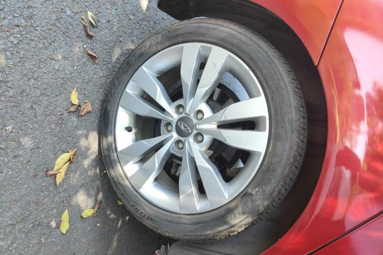 Used Chery Arrizo 5 2016 1.5L Manual Lingchao Edition Right Rear Wheel Hub