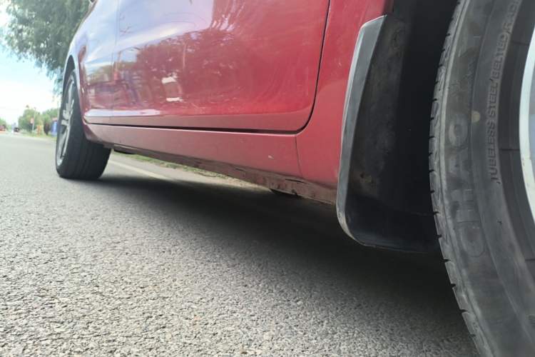 Used Chery Arrizo 5 2016 1.5L Manual Lingrui Edition Right Side Sill