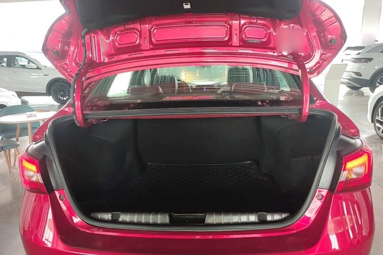 Used Chery Arrizo 5 2016 1.5L CVT Trendsetting Edition Trunk