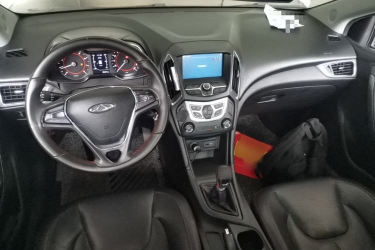 Used Chery Arrizo 5 2016 1.5L Manual Lingchao Edition Center Console