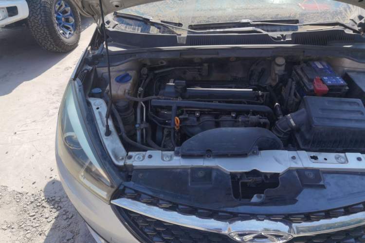 Used Chery Arrizo 5 2016 1.5L CVT Trendsetting Edition Engine Bay Right