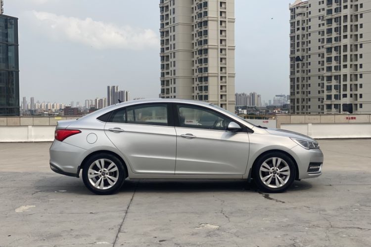 Used Chery Arrizo 5 2016 1.5L Manual Lingchao Edition Exterior 1