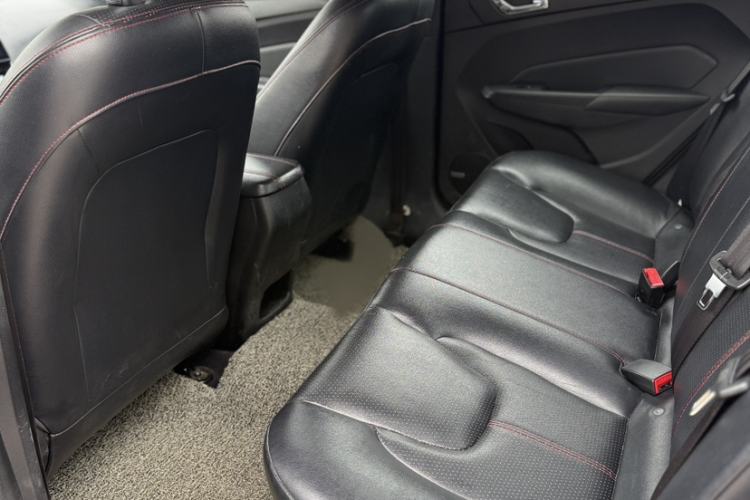 Used Chery Arrizo 5 2016 1.5L CVT Trendsetting Edition Interior 3